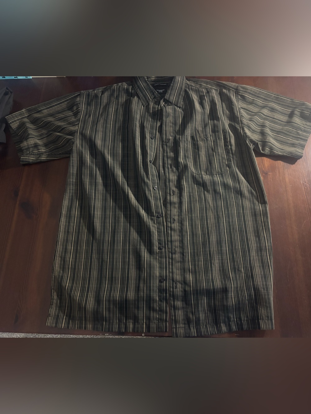 Men's Haggar Short-Sleeve Button-Up Shirt